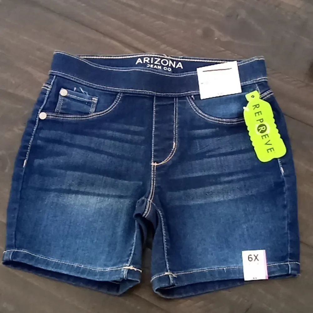 Arizona Jean company Girls shorts size 6X regular pull up stretch shorts